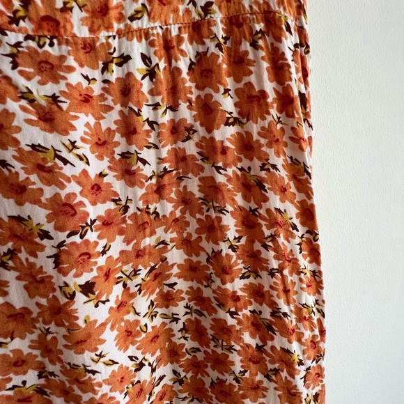Orange ditsy floral midi dress - Picture 5 of 5
